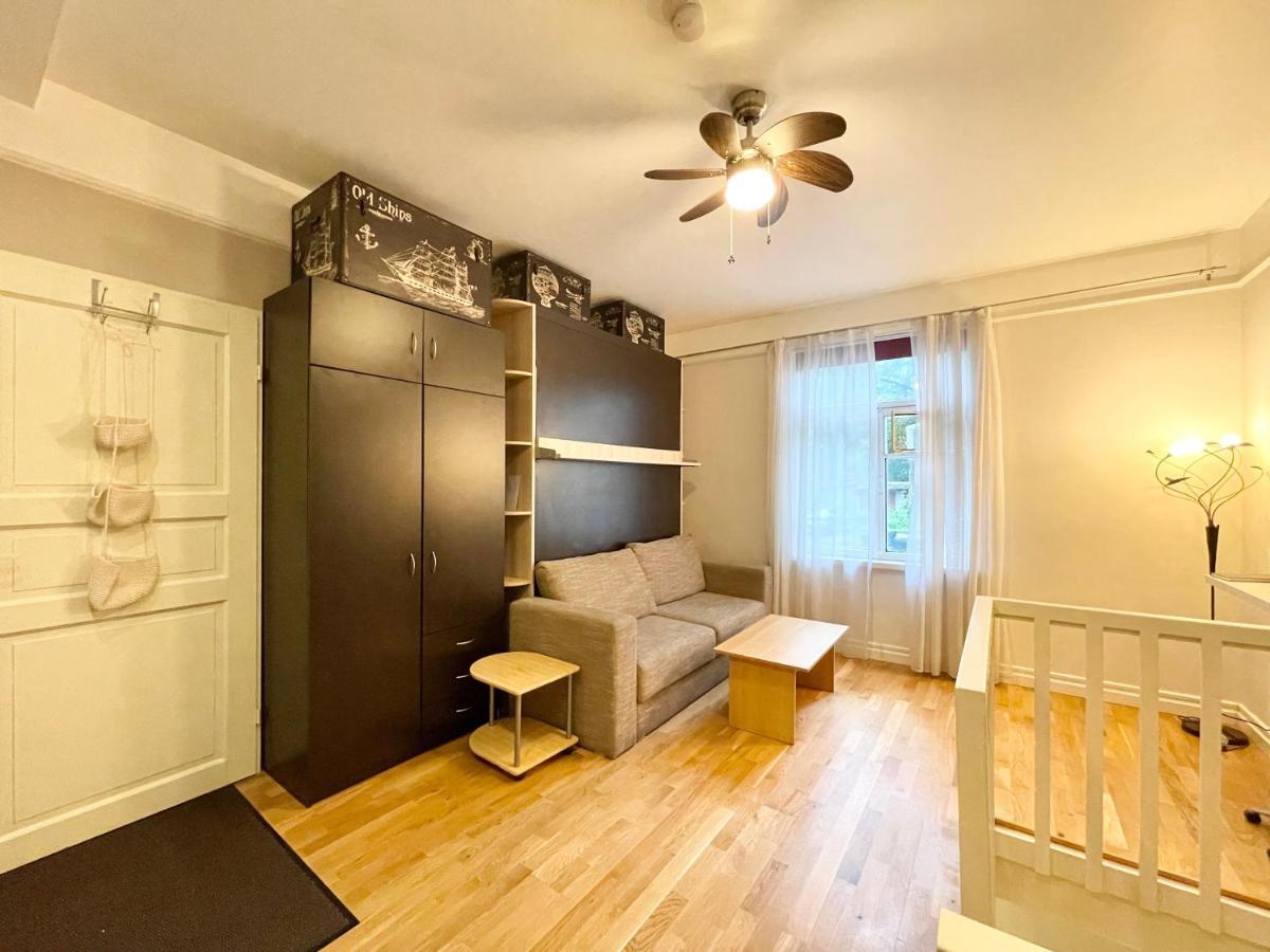 Appartamento Cosy Studio In Historical Building. City Center Reval Esterno foto