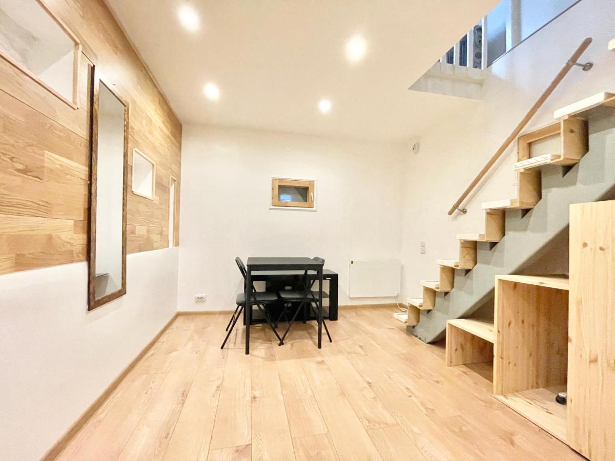 Appartamento Cosy Studio In Historical Building. City Center Reval Esterno foto
