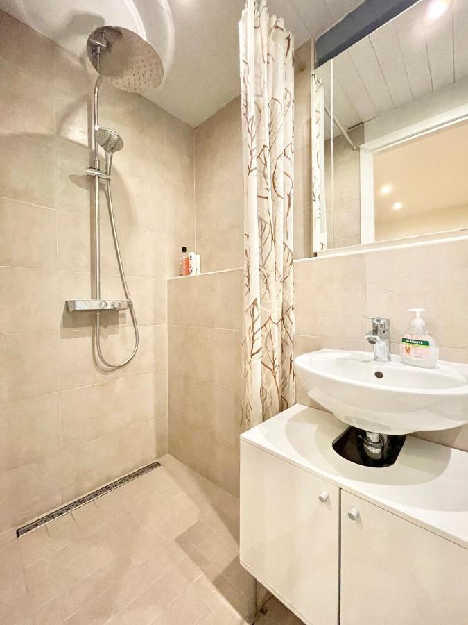 Appartamento Cosy Studio In Historical Building. City Center Reval Esterno foto